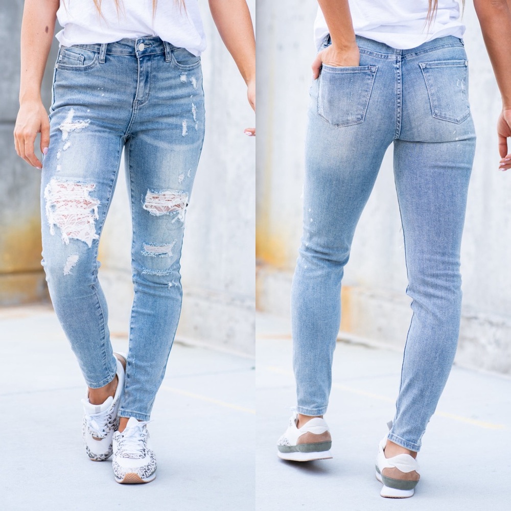 Judy Blue Lace Patch Mid Rise Skinny Jeans NWT